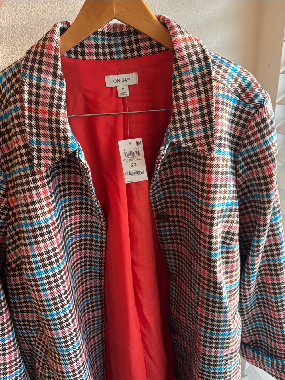 NWT - Fashionable Chic Coat (size 2x) - Picture 9 of 10